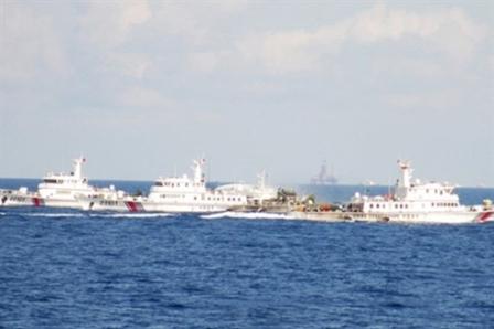 Mer Orientale les navires chinois continuent de perturber les bateaux de pêche vietnamiens